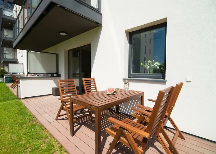 Apartment Chmielna Garden *