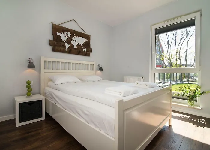 Chmielna Garden Apartment